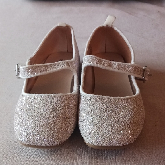 H&M Silver Dress Shoes Mary Jane Style - Picture 1 of 4